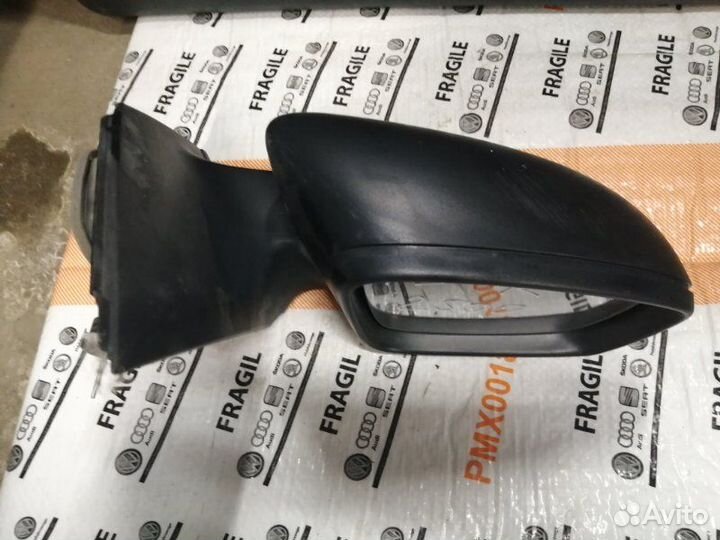 Зеркало правое Volkswagen Polo sedan 2011-2020