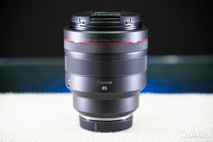 Объектив Canon RF 85mm f/1.2 L USM