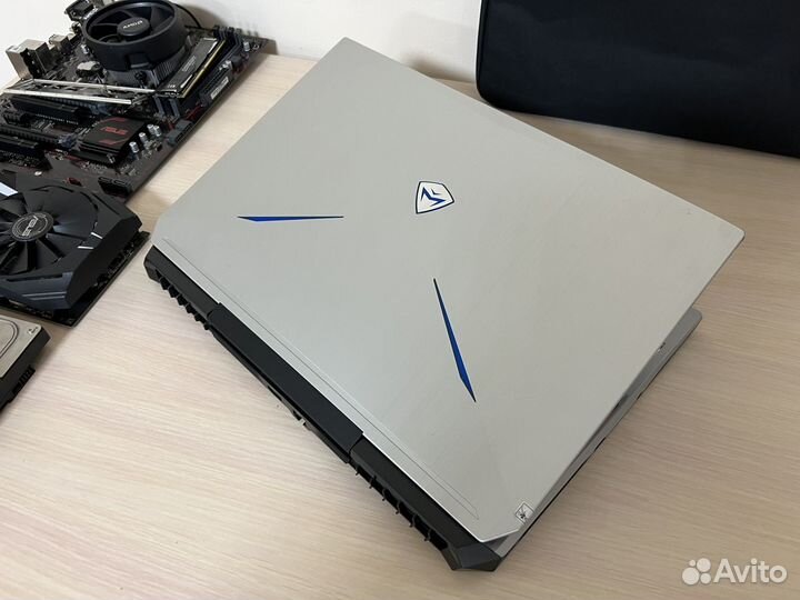 Игровой ноутбук machenike i7 9750H/8gb/rtx2060