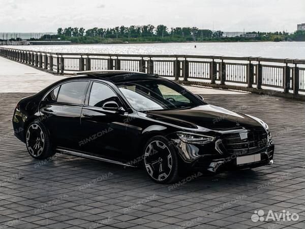 Кованые диски AMG R21 на Mercedes-maybach