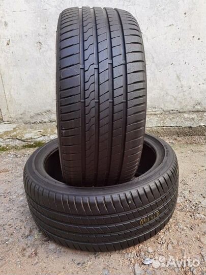Firestone Roadhawk 215/40 R17