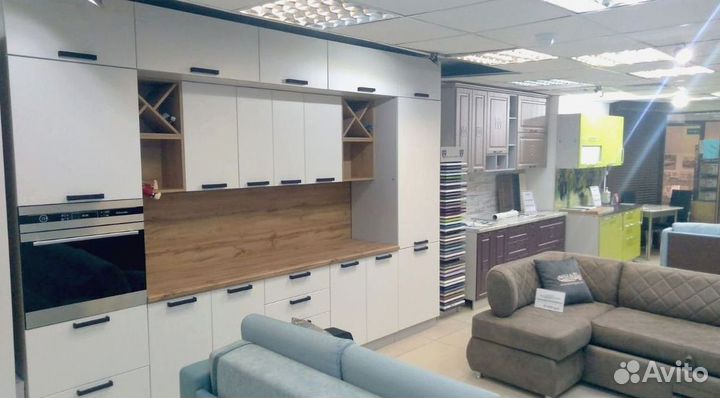 Кухонный гарнитур угловой