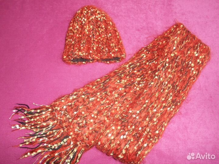 Продам шапку с шарфом