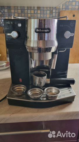 Кофеварка DeLonghi ES820.B