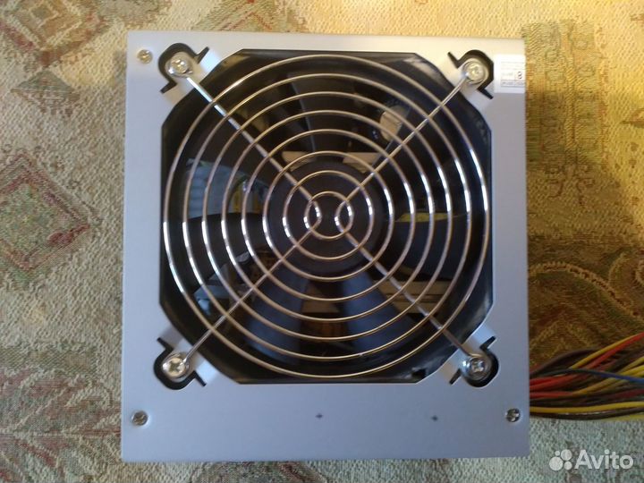 Блок питания для компьютера Real Power 550w