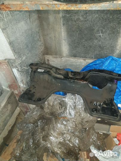 Подрамник передний хонда степвагон