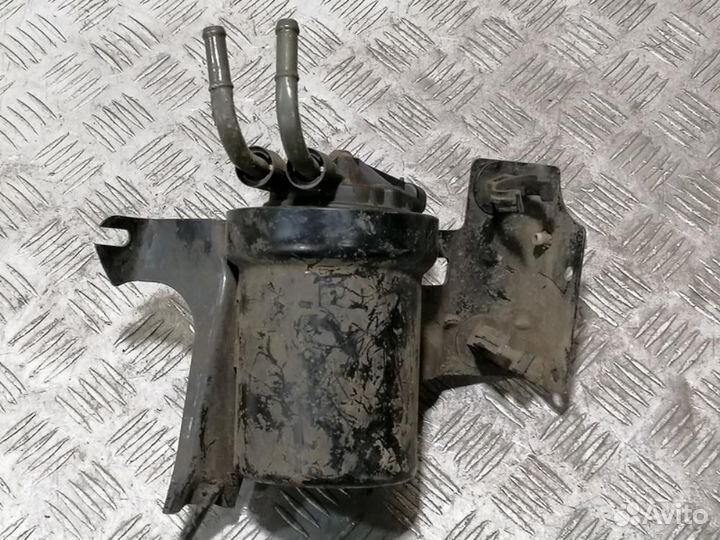 Корпус топливного фильтра Mitsubishi Carisma 2000