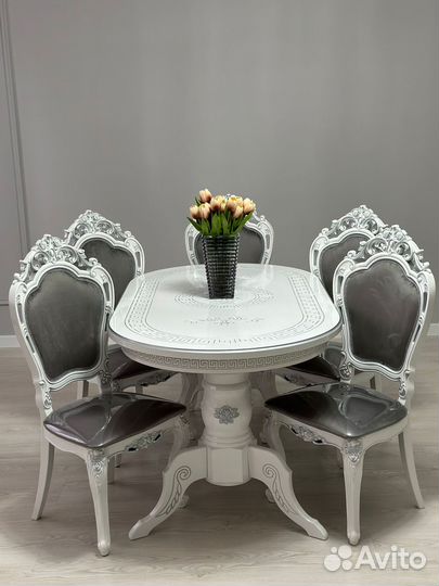 Стол и Стулья