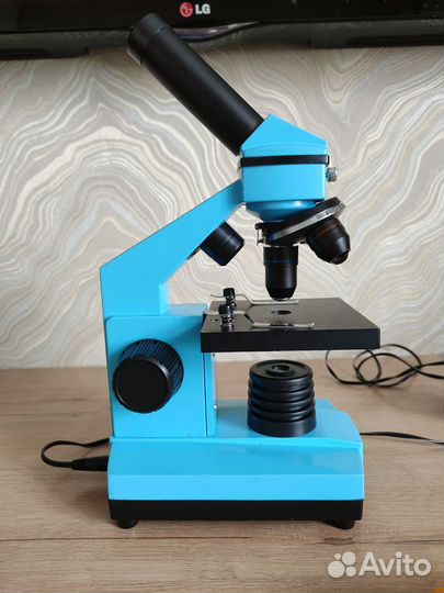 Микроскоп Левенгук Levenhuk 2L