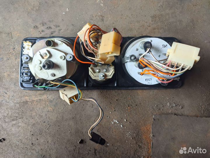 Комбинация приборов ваз 2105