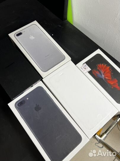 Коробки из под телефонов