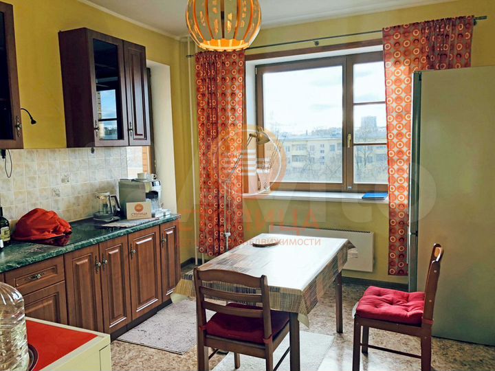 Комната 24 м² в 2-к., 5/14 эт.