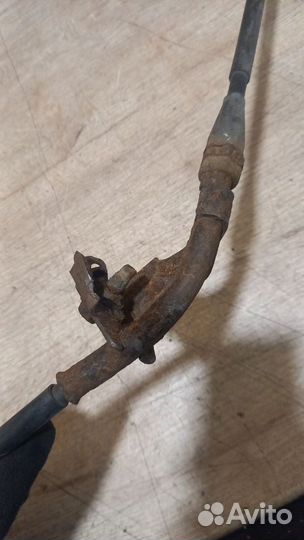 Трос стояночного тормоза Nissan Pathfinder r51