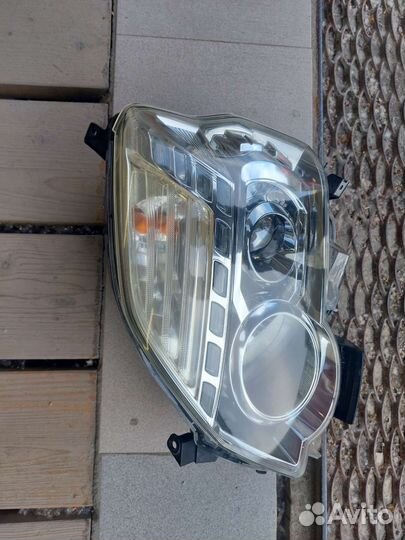 Фара левая Nissan X-Trail T31 2010-2014 галоген