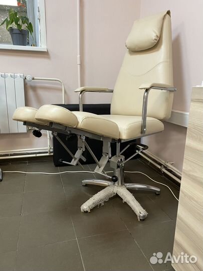 Кресло педикюрное