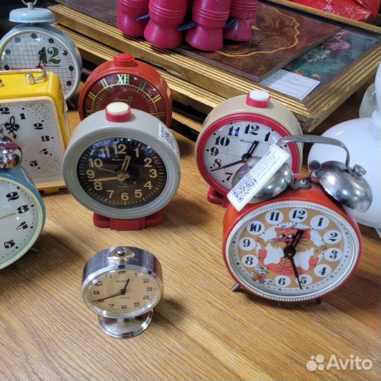 Будильники и часы СССР