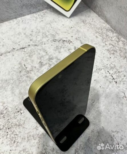 iPhone 14, 128 ГБ