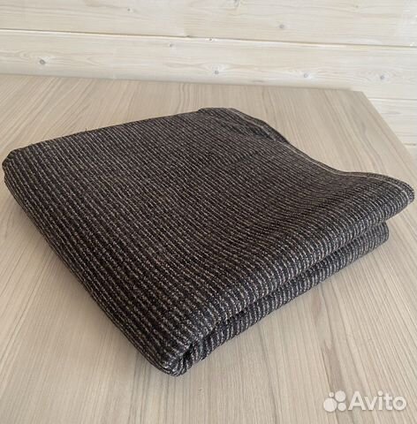 Три различных отреза ткани