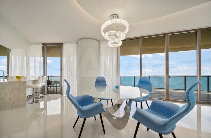 4-к. квартира, 112 м², 19/24 эт.