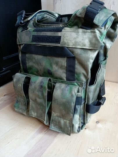 Бронежилет с плитами полный комплект