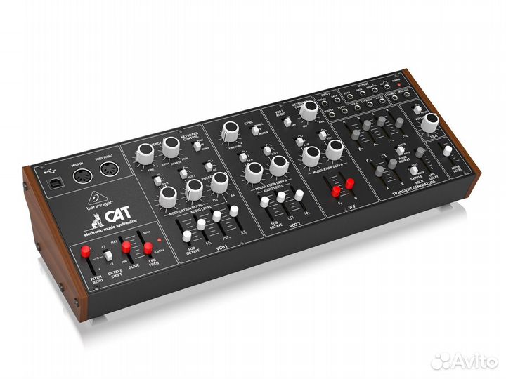 Behringer Cat аналоговый синтезатор