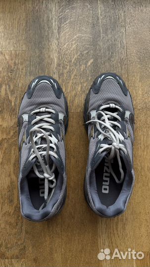 Кроссовки Mizuno wave rider оригинал 39