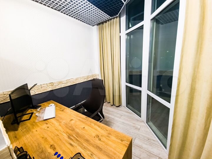 Комфортный и удобный офис в бизнес центре 