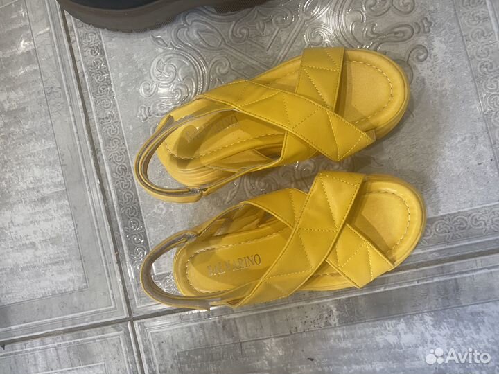 Босоножки женские 37 размер