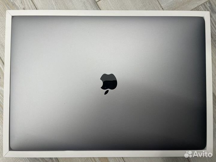 Apple macbook pro 16 512гб