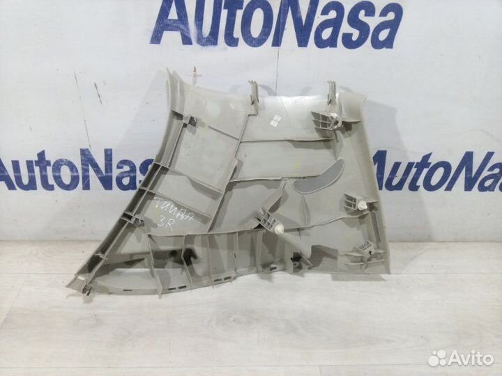 Обшивка стойки задняя правая Nissan Tiida хетчбэк