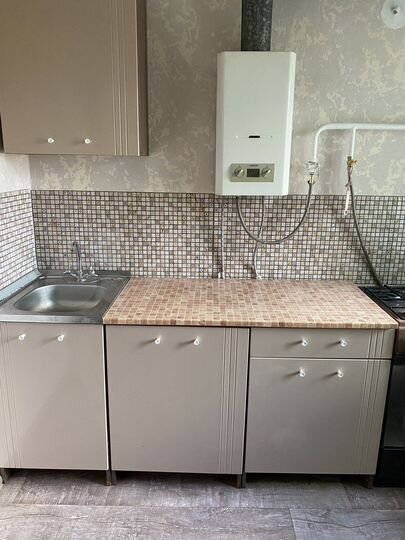 2-к. квартира, 47 м², 3/5 эт.
