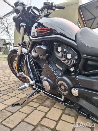 Harley-Davidson v-rod