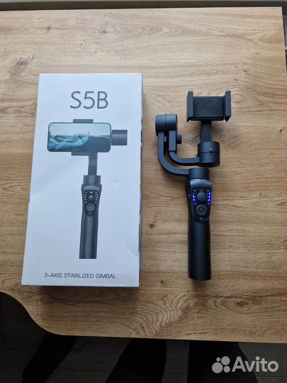 Стабилизатор для смартфона S5B