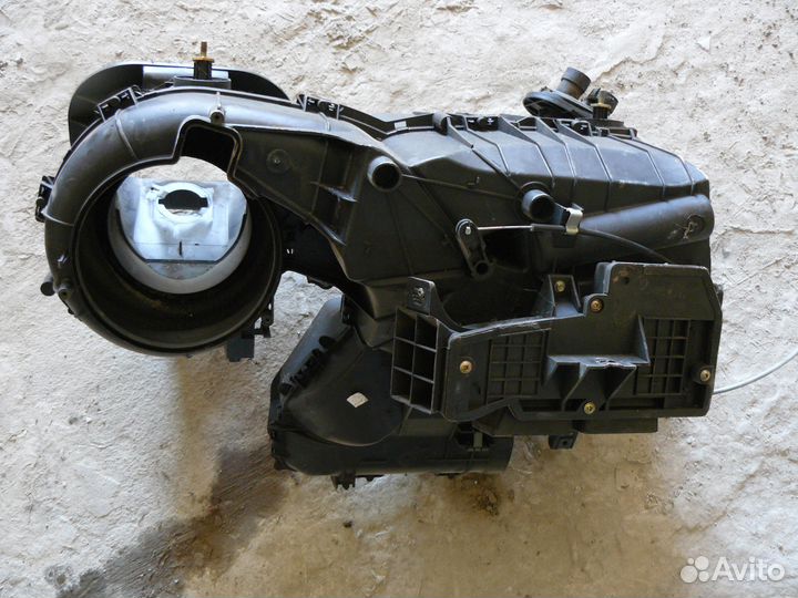 Корпус отопителя Пежо Партнер Peugeot Partner