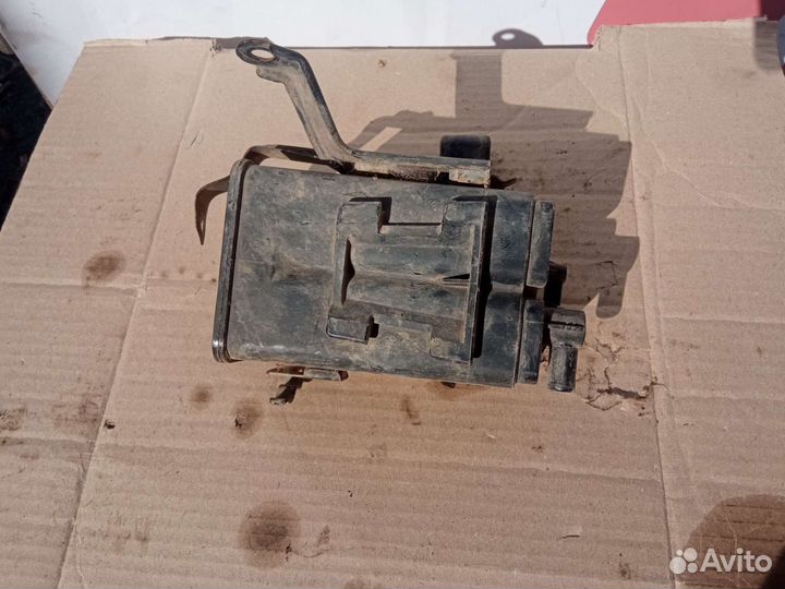 Абсорбер адсорбер Mitsubishi Lancer IX