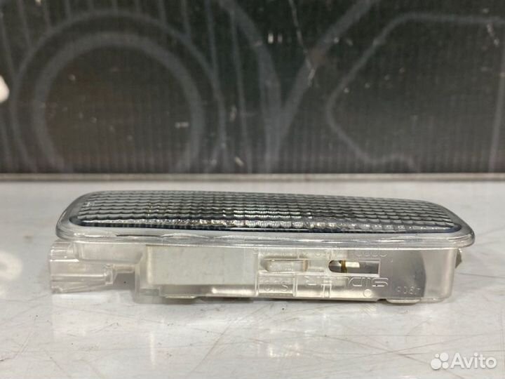 Плафон салона Audi A6 C6 AUK 2006