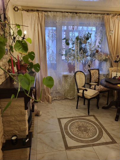 2-к. квартира, 42,8 м², 5/9 эт.