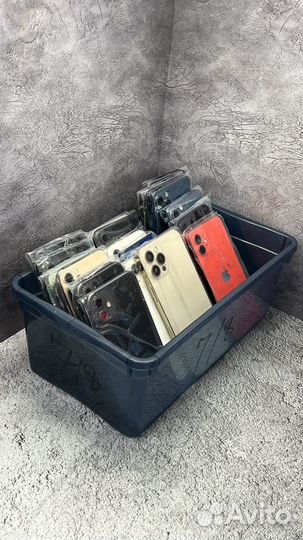 Оригинальные снятые запчасти iPhone