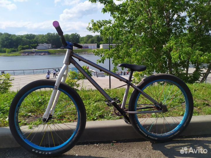 Стрит дерт мтб на раме Author Exe 24