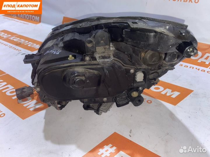 Фара Ксенон прав. Volvo S60 2011