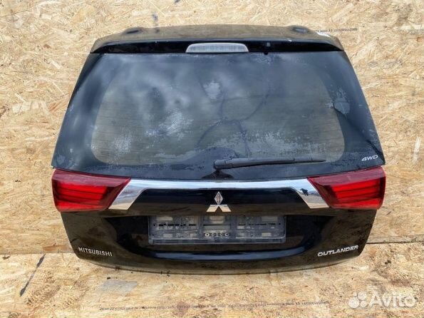 Крышка багажника Mitsubishi Outlander 3