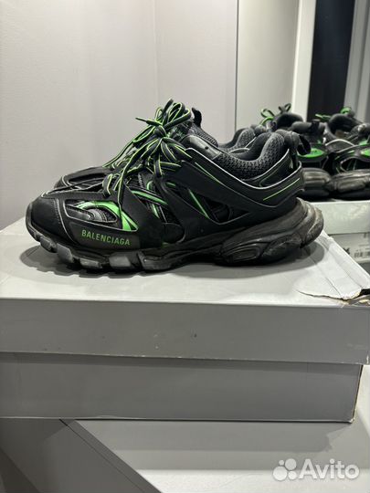 Balenciaga track 1
