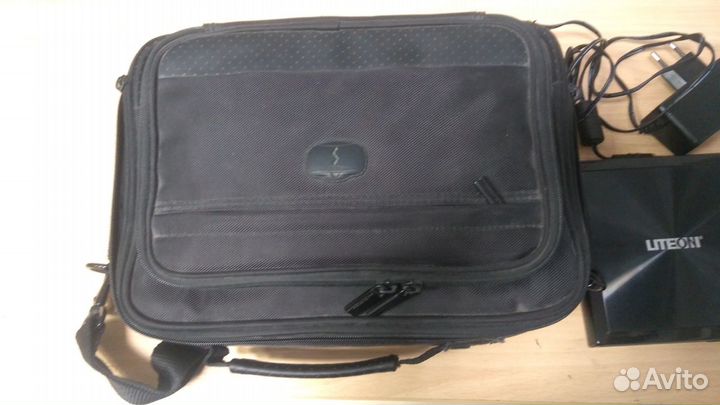 Нетбук MSI U90