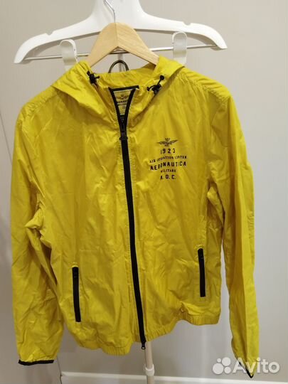 Ветровка aeronautica