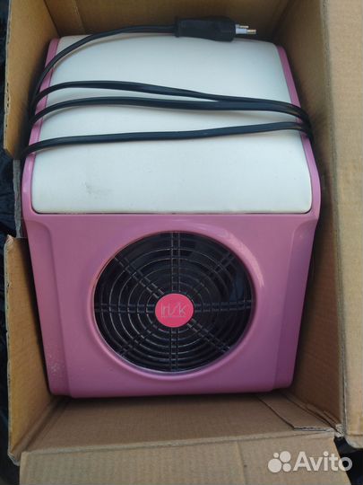 Настольный пылесос для маникюра