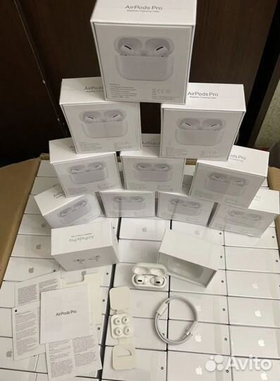 AirPods Pro (2024) + Чехол