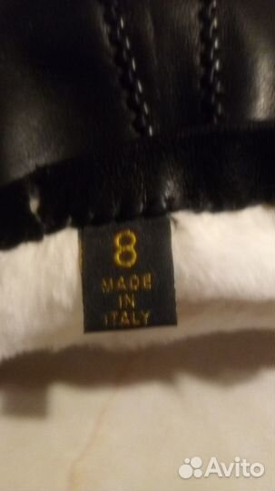 Перчатки женские кожаные новые.8 размер.Италия