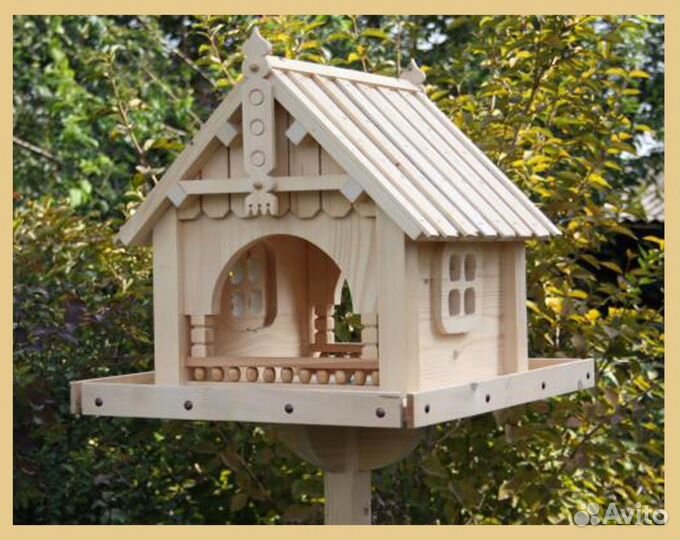 Кормушка для птиц ручной работы