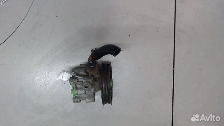 Гур Toyota Corolla Verso, 2002