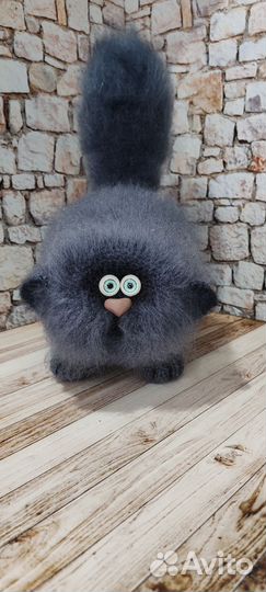 Котик вязаный